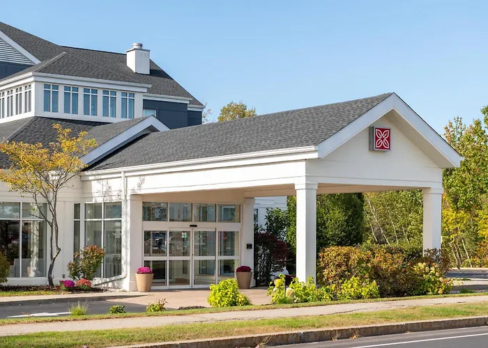 Hotels with tennis Hilton Garden Inn Portland Airport